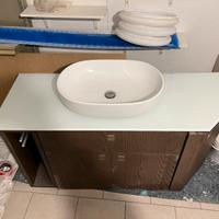 Mobile bagno sospeso con specchio e led