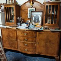Armadio dell epoca  ( stile Liberty ) 