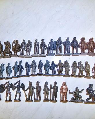 53 pz. Soldatini in metallo con vari pezzi rari