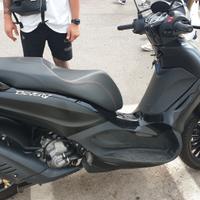 Piaggio Beverly 300