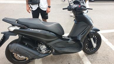 Piaggio Beverly 300