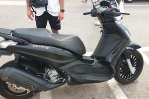 Piaggio Beverly 300