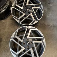 Set 4 cerchi in lega 'N' Hyundai diamantati 17"