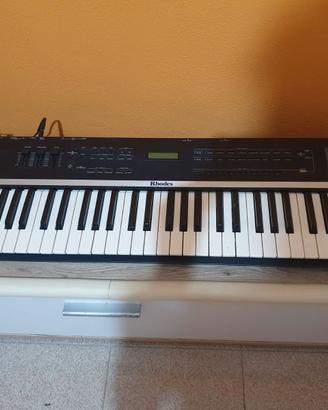 Tastiera vintage Rhodes model 660