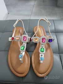 sandalo Infradito con gioielli n 38
