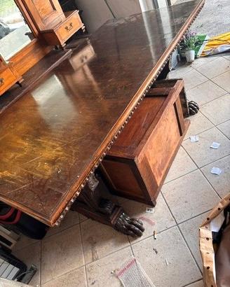 Tavolo antico legno zampa di leone
