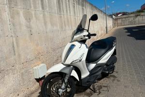 Beverly 350 Sport Touring ie ABS 2014