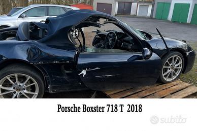 Porsche 718 scocca con documenti