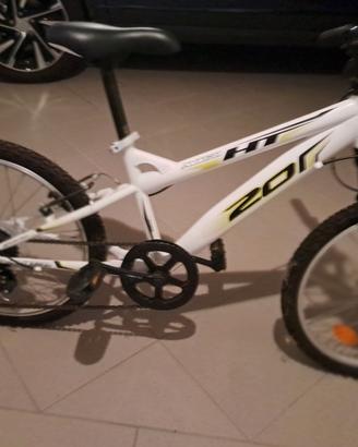 Bicicletta Mountain Bike bambino 20" (HT 200) con 