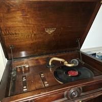 Grammofono antico "Victrola"