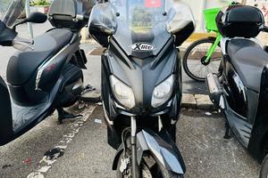 Yamaha X max 250 2012