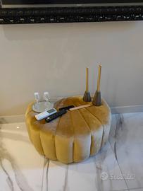 Puff / tavolinetto in velluto giallo / senape