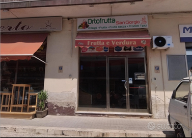 Buona visibilità grazie alla posizione su strada