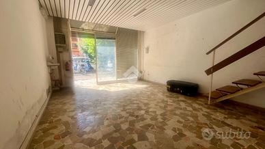 2 LOCALI A RIMINI