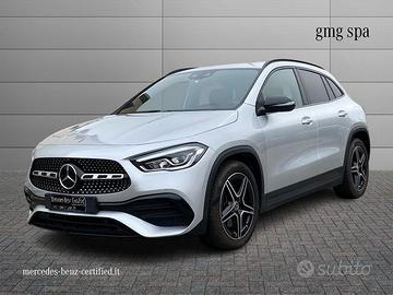 Mercedes-Benz GLA 200 d Premium auto