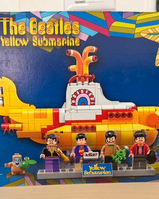 Lego 21306 The Beatles yellow submarine