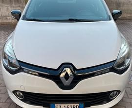Renault Clio 4 serie Costume National