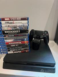 PlayStation 4 slim, joystick originale + 13 giochi