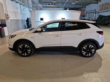 OPEL GRANDLAND X 1.5 Ecot Diesel 130cv Innovation 