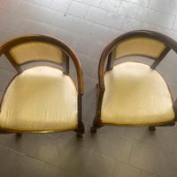 Coppia di poltroncine a pozzetto