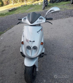 Phantom F12 con piccoli lavori da fare