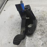 PEDALE FRIZIONE RENAULT Twingo III serie (14>)