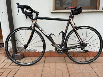 Bicicletta carbonio tg.56