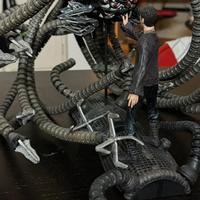 Action figure matrix neon, sentinel