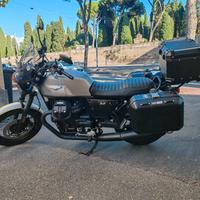 Moto Guzzi V7 III