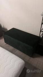 Pouf in velluto verde