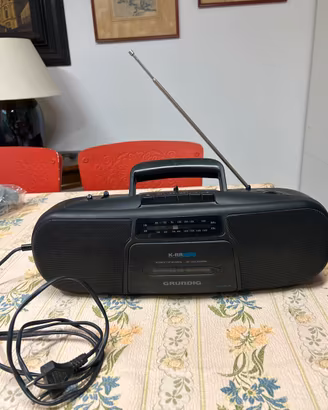 Radio Grundig K-RR130 + musicassette