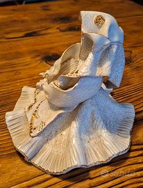 statuina in ceramica 