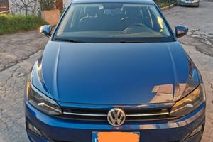 wolksvagen polo 1.o benzina Metano