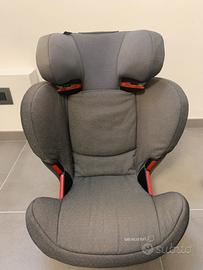 Seggiolino auto Bebé confort 15-36 kg