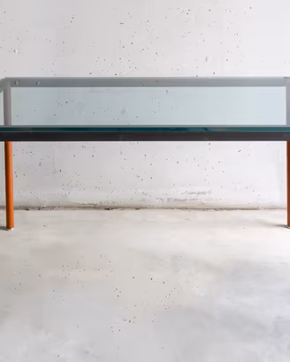 Tavolo in cristallo design minimale