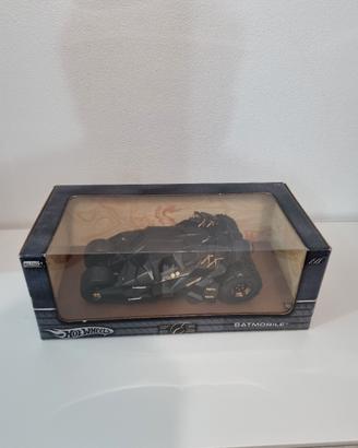 batmobile - Batman bigins 2005 - hot wheels 