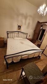Letto matrimoniale
