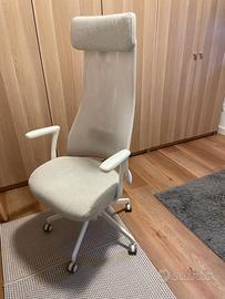Sedia ergonomica IKEA JÄRVFJÄLLET bianca