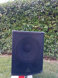 subwoofer Behringer B 1500XP