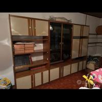 Credenza tavolo mobilio vario