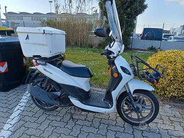 Sym Symphony Cargo 125 anno 2023  km 19.000