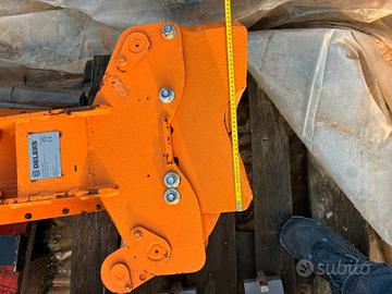 M167-PINZA TAGLIO LEGNO PER ESCAVATORE 25-45 Q