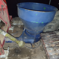 Spandiconcime con convogliatore