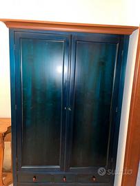 Armadio blu petrolio in legno  2 ante 5 cassetti