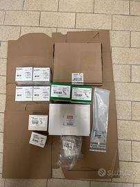 MATERIALE DISTRIBUZIONE ELETTRICA SCHNEIDER + Lova