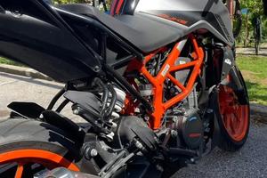 KTM Duke 390
