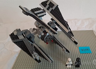 LEGO STAR WARS 8087 TIE Defender del 2010