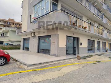Locale Commerciale - Modica