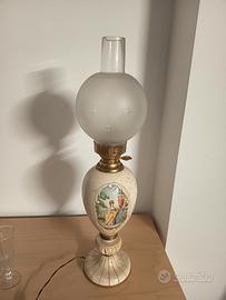 Lampada da tavolo in porcellana