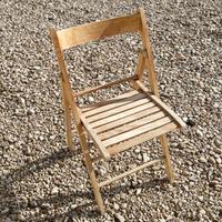 Set di 10 sedie pieghevoli in legno